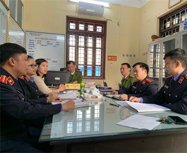 Viện KSND huyện Đông Anh trực tiếp kiểm sát việc tạm giữ, tạm giam và thi...